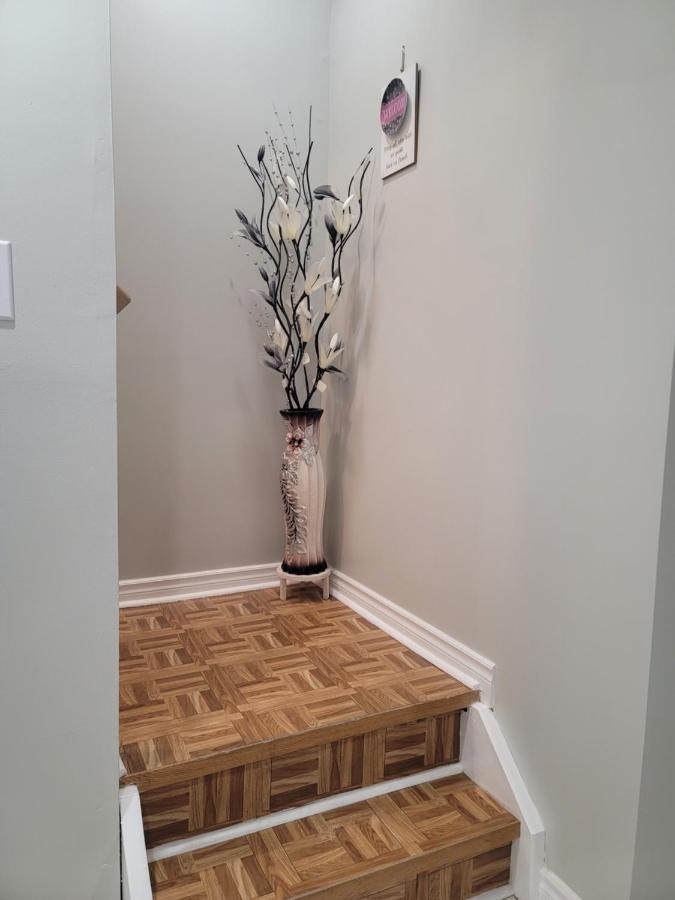Roryhouse Appartement Toronto Buitenkant foto