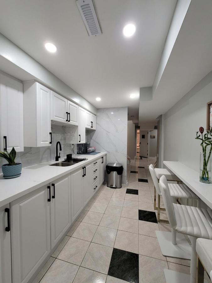 Roryhouse Appartement Toronto Buitenkant foto